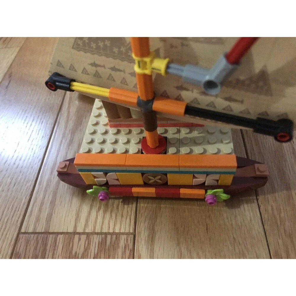 LEGO Disney Princess Moana Wayfinding Boat 43210 Complete‎ w/ manual without Box